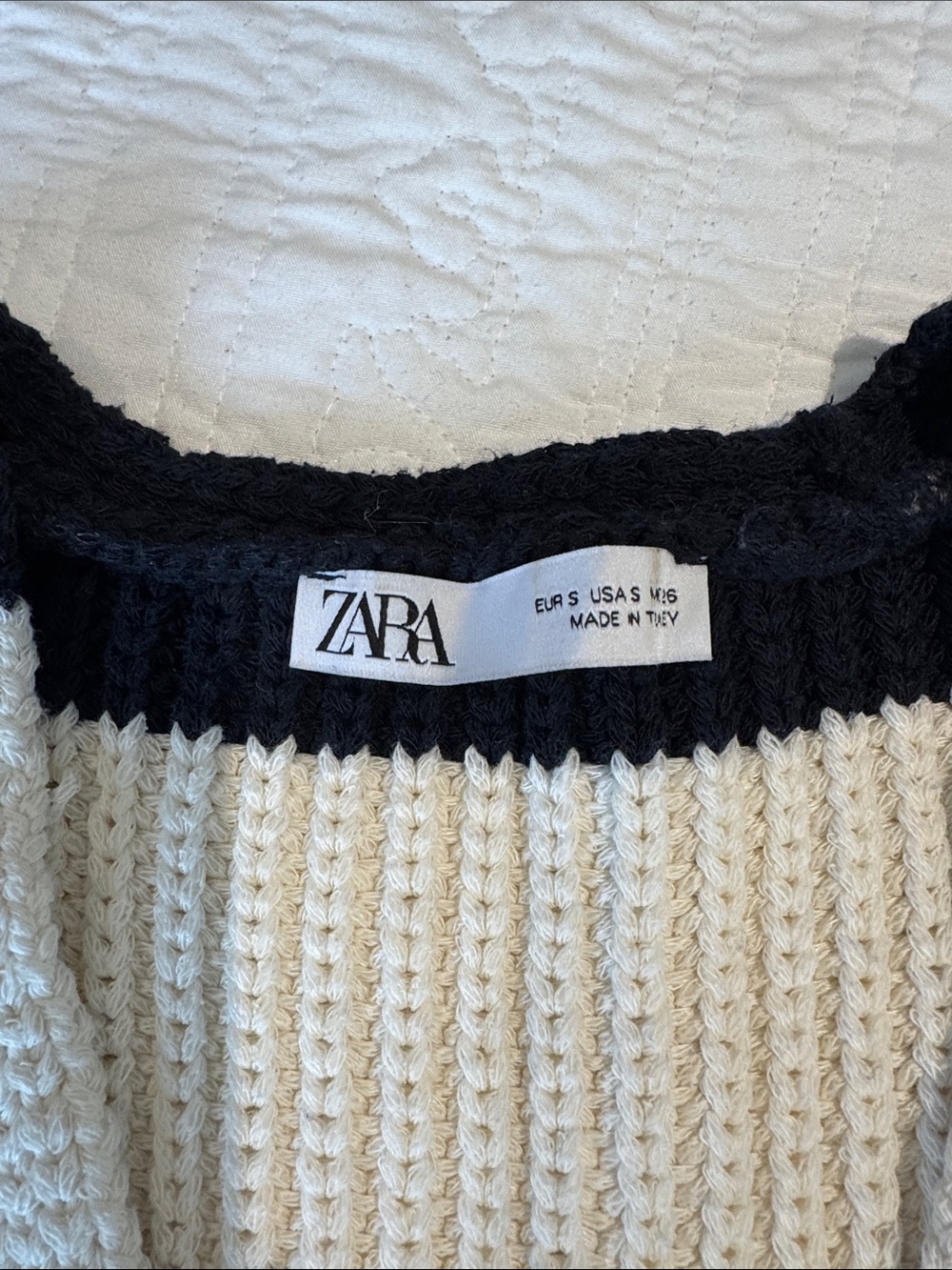 Zara Navy & Cream Striped Knit Vest - Picture 3 of 3